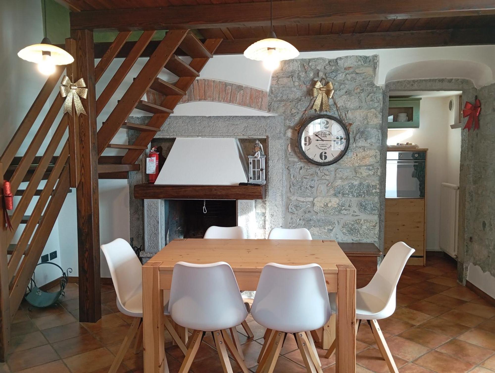 Ca' Baetti L'Antico Borgo Bed & Breakfast Roncola Ngoại thất bức ảnh