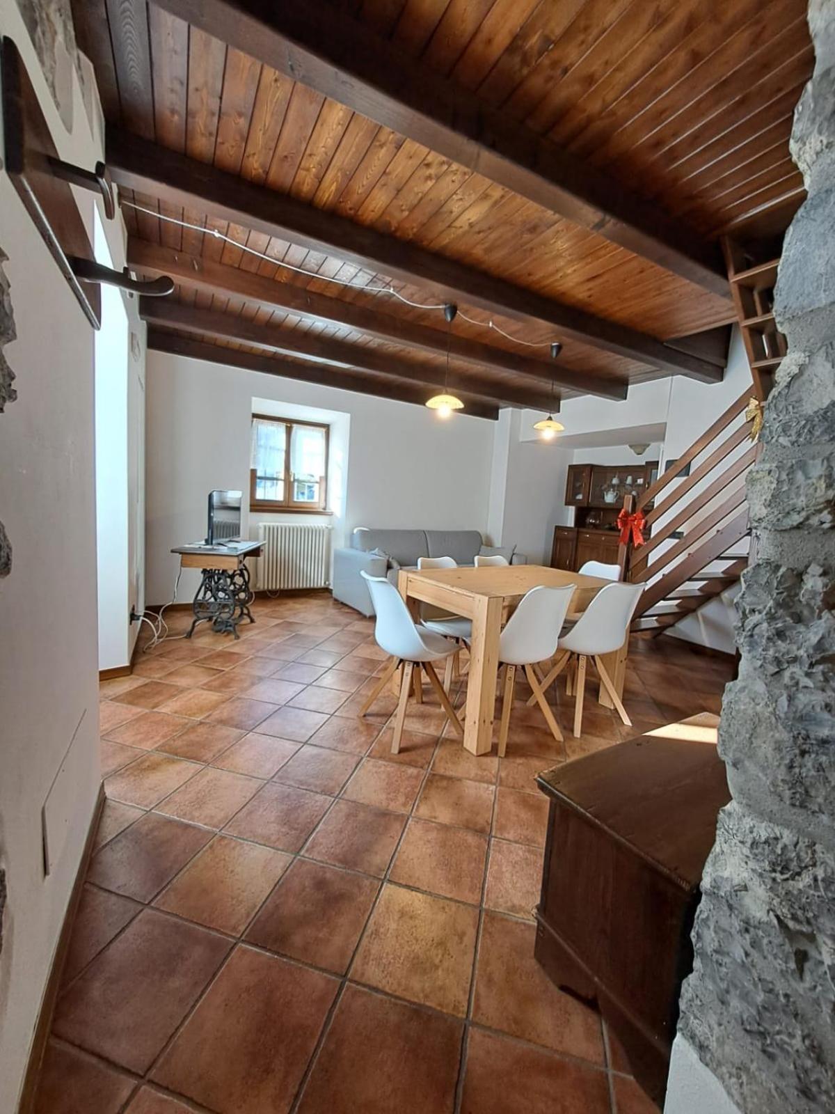 Ca' Baetti L'Antico Borgo Bed & Breakfast Roncola Ngoại thất bức ảnh