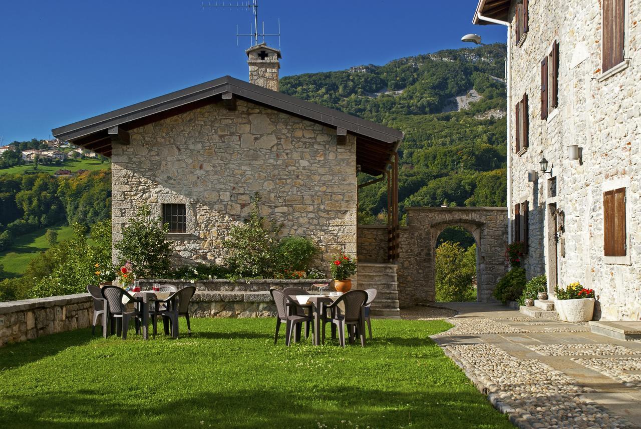 Ca' Baetti L'Antico Borgo Bed & Breakfast Roncola Ngoại thất bức ảnh