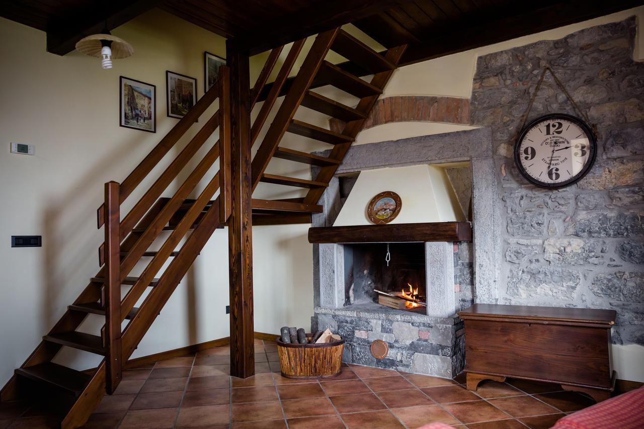 Ca' Baetti L'Antico Borgo Bed & Breakfast Roncola Ngoại thất bức ảnh