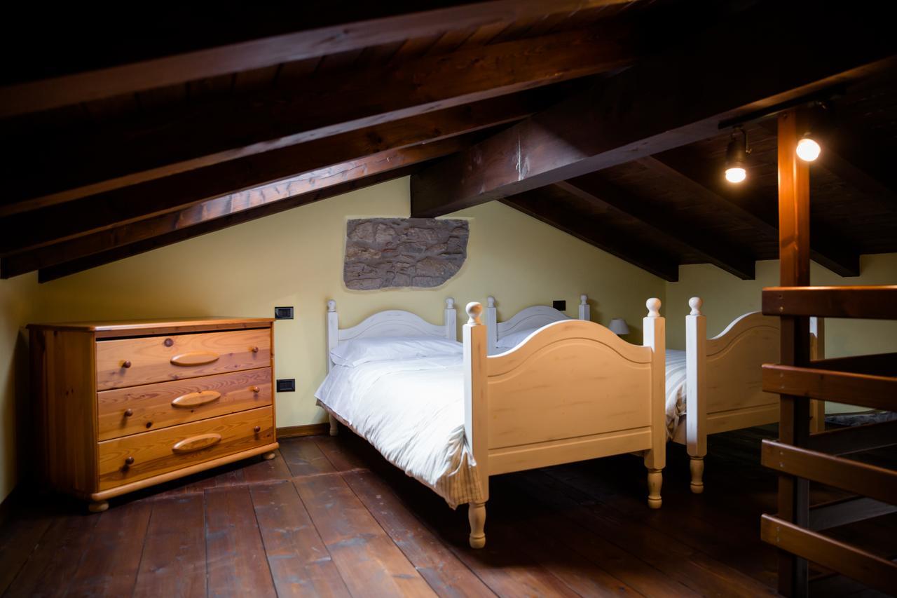 Ca' Baetti L'Antico Borgo Bed & Breakfast Roncola Ngoại thất bức ảnh