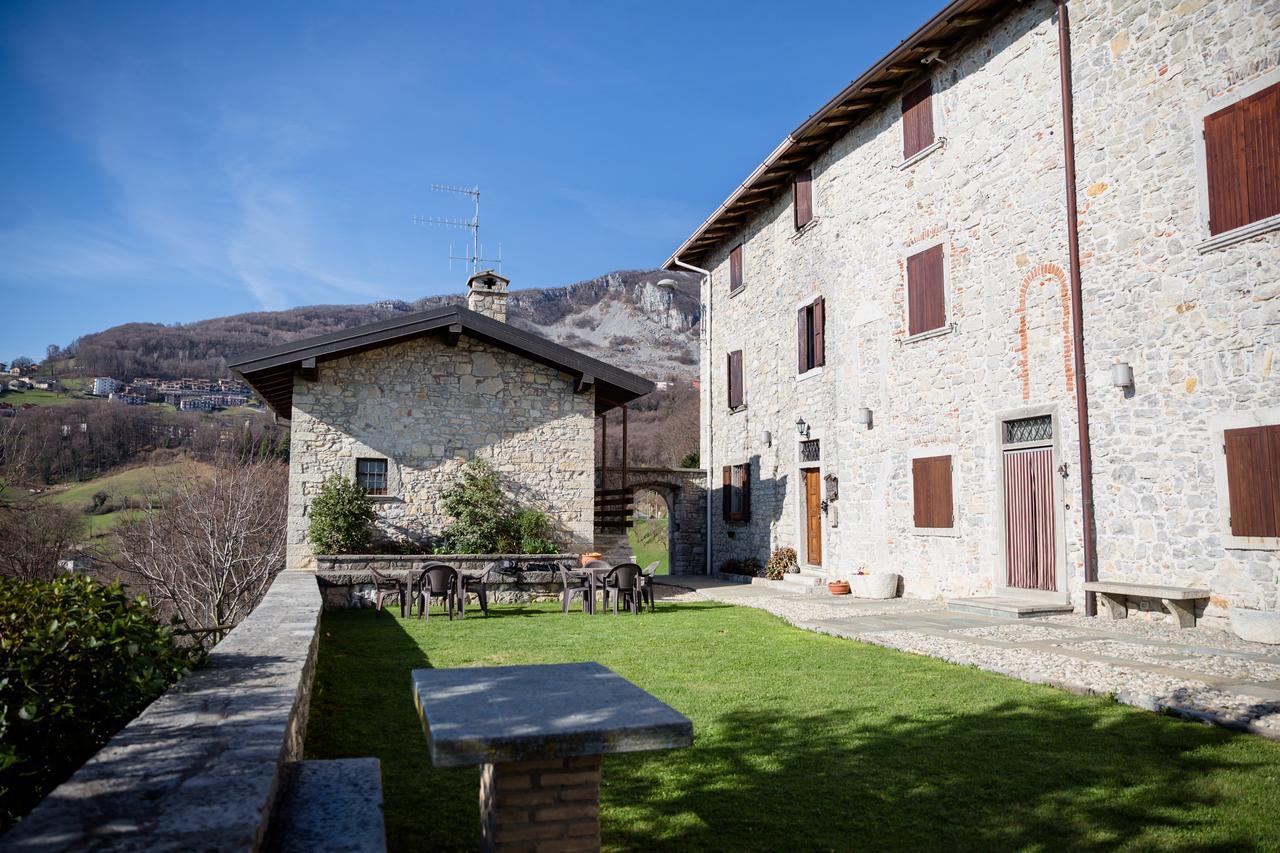 Ca' Baetti L'Antico Borgo Bed & Breakfast Roncola Ngoại thất bức ảnh