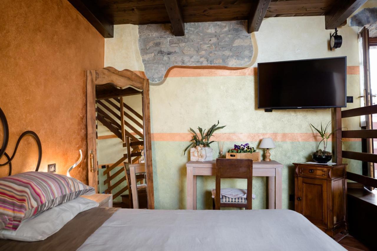 Ca' Baetti L'Antico Borgo Bed & Breakfast Roncola Ngoại thất bức ảnh