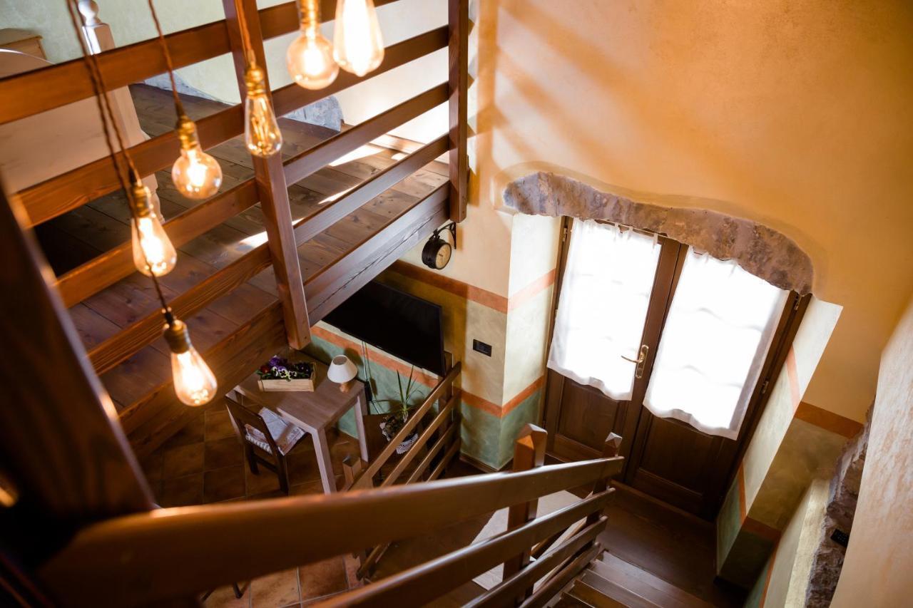 Ca' Baetti L'Antico Borgo Bed & Breakfast Roncola Ngoại thất bức ảnh
