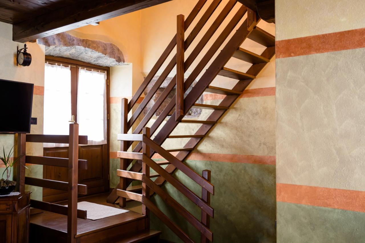 Ca' Baetti L'Antico Borgo Bed & Breakfast Roncola Ngoại thất bức ảnh